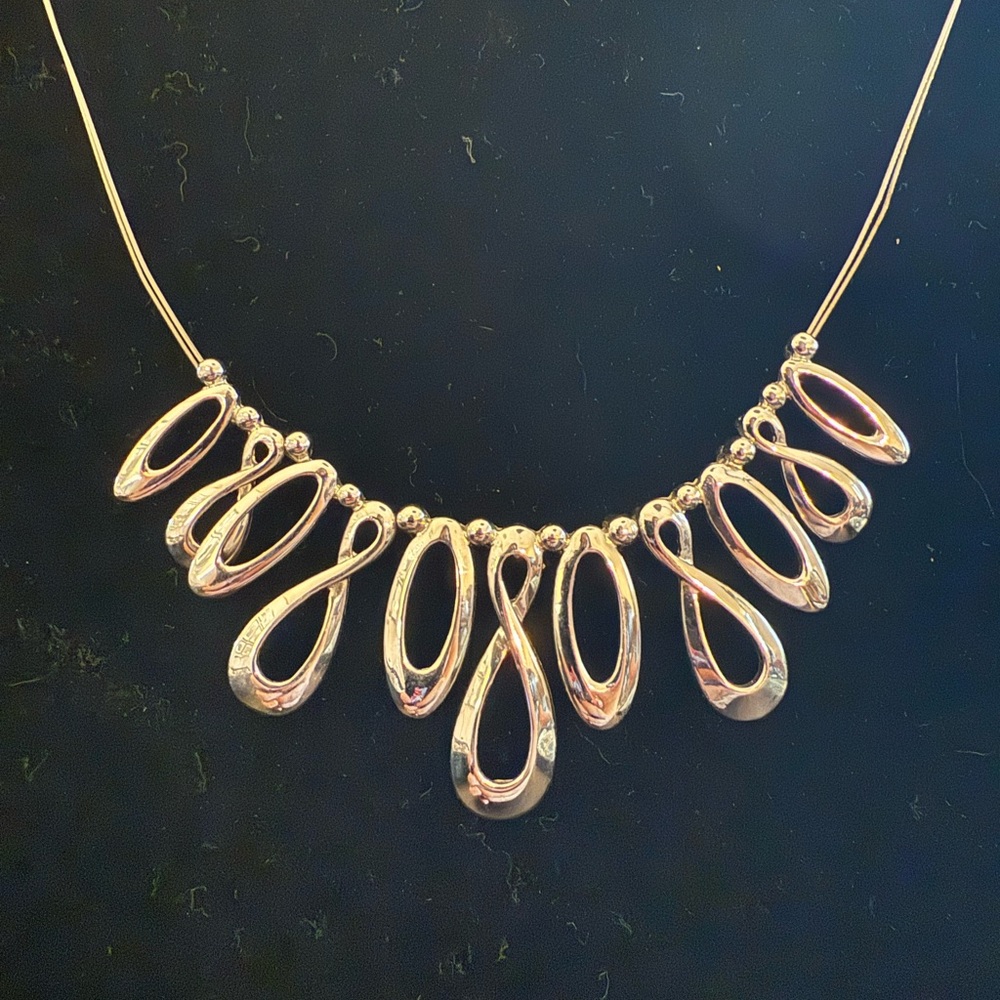 Lia Sophia Cute Silver Teardrop Necklace - Picture 2 of 2